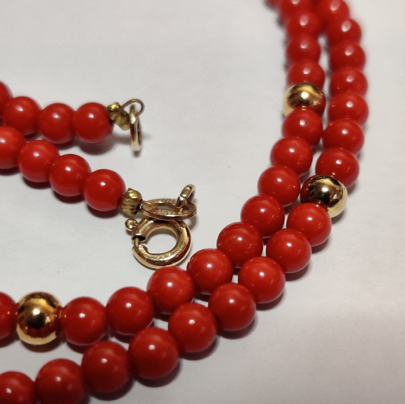Vintage Genuine Mediterranean Oxblood Red Coral Necklace 10k gold clasp - Picture 13 of 16